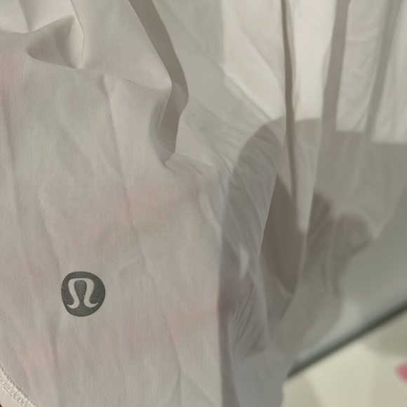 Lululemon tank - Picture 4 of 4